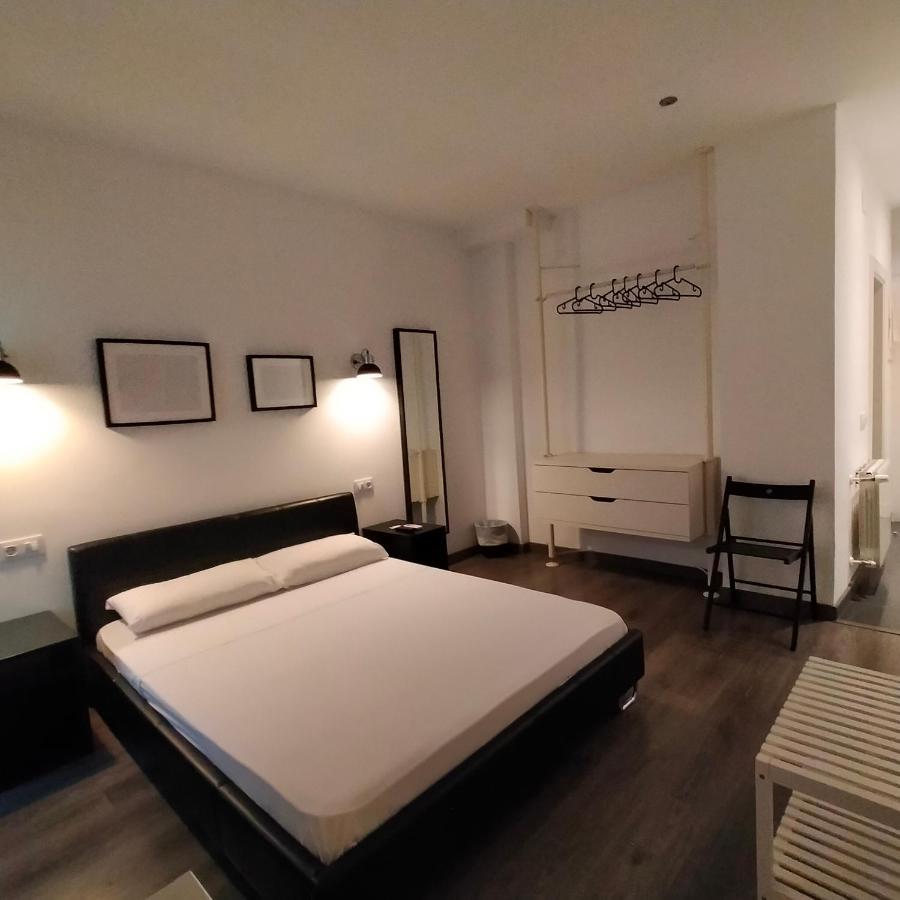 Room Pride Madrid Ngoại thất bức ảnh