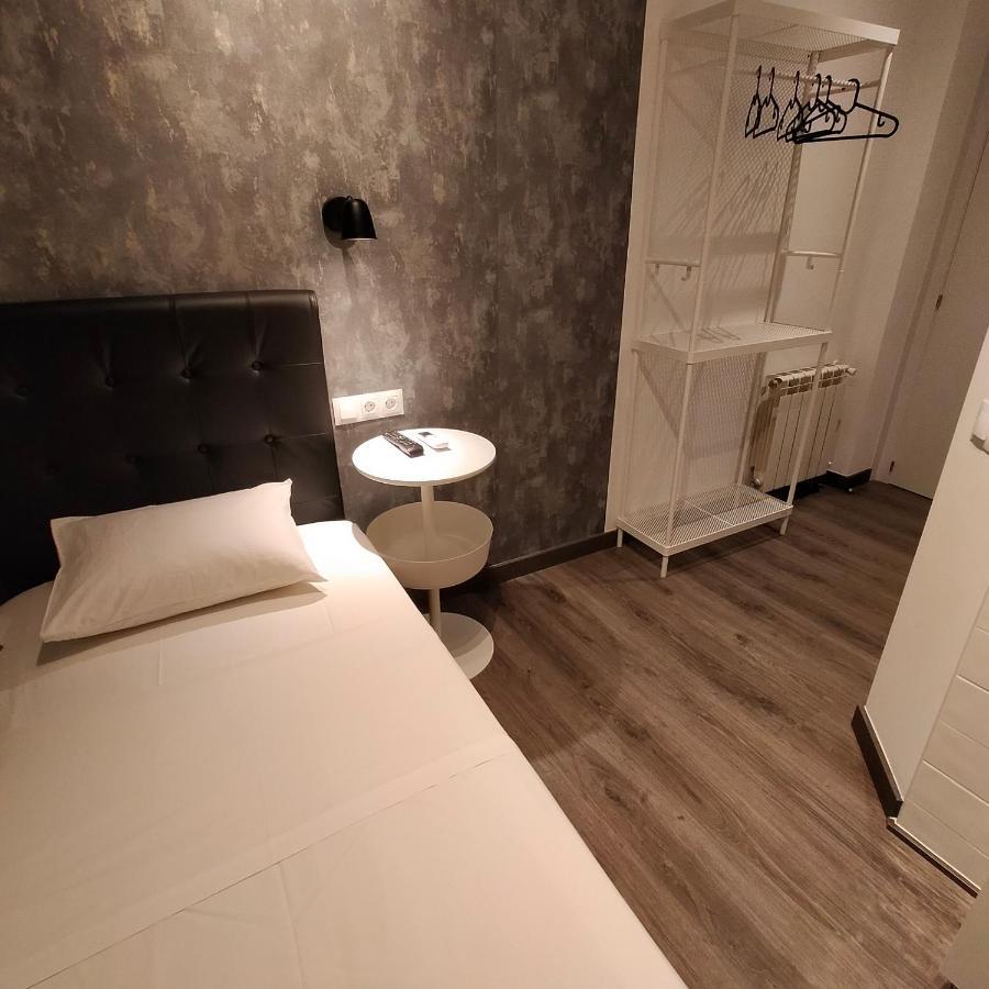 Room Pride Madrid Ngoại thất bức ảnh