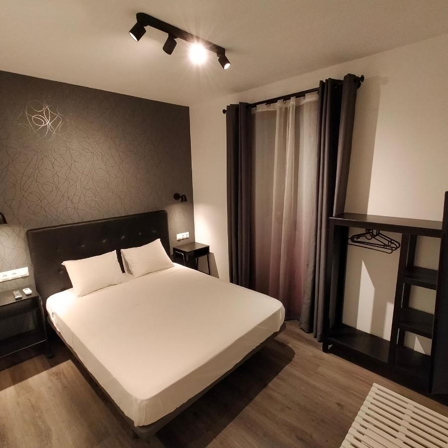 Room Pride Madrid Ngoại thất bức ảnh