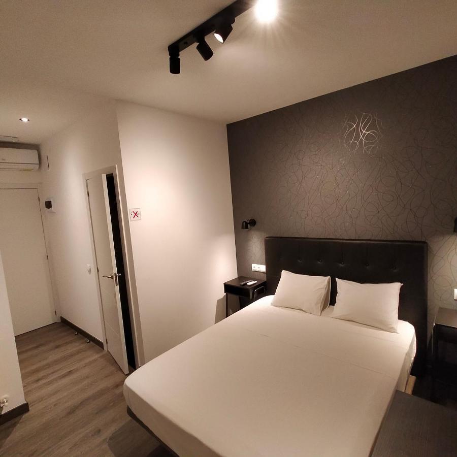 Room Pride Madrid Ngoại thất bức ảnh