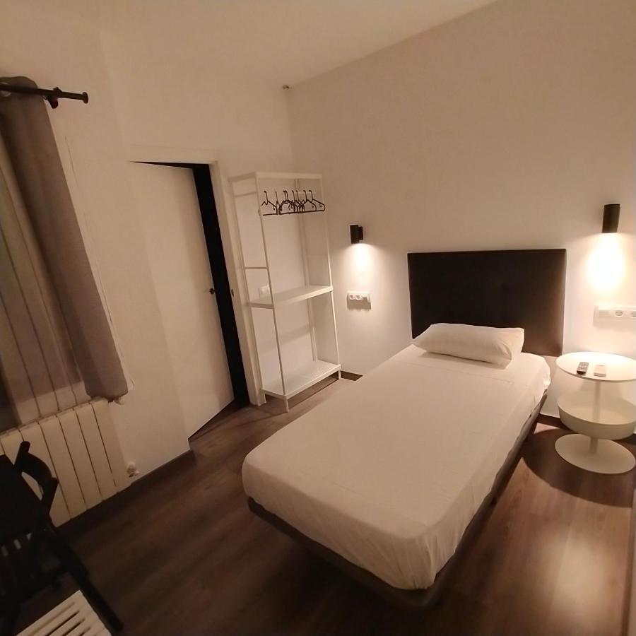 Room Pride Madrid Ngoại thất bức ảnh